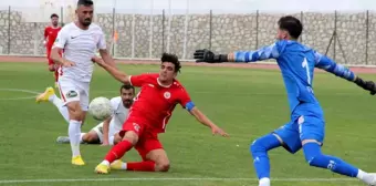 Karaman FK, Ayvalıkgücü Belediyespor'u uzatmada mağlup ederek yarı finale yükseldi