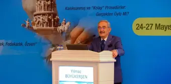 EBB Başkanı Büyükerşen, Ulusal El ve Üst Ekstremite Cerrahisi Kongresi'nde konuştu