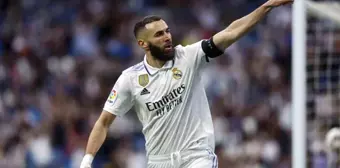 Real Madrid, Karim Benzema'yı takımdan ayrılacağını açıkladı