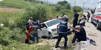 Kütahya'da Trafik Kazası: 2 Ölü, 4 Yaralı