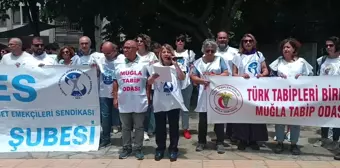 Muğla'da Sağlıkçılar, Doktor Melek Bağce'nin Öldürülmesini Protesto Etti