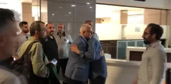 Merdan Yanardağ'a adliyede destek vermeye Sırrı Süreyya Önder ile CHP İstanbul Milletvekili Enis Berberoğlu gitti