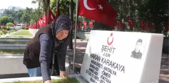 Antalya'da Kurban Bayramı öncesi mezarlık ziyaretleri