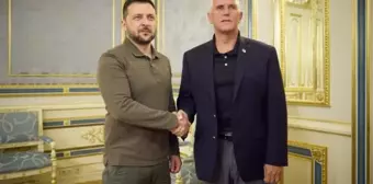 Mike Pence, Ukrayna Devlet Başkanı ile görüştü