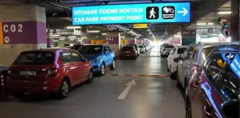 İstanbul Havalimanı Otoparkında Bayram Yoğunluğu