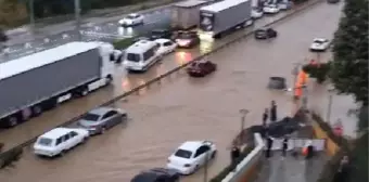 Bolu'da Sağanak Yağışlar Sonucu D-100 Karayolu Sular Altında Kaldı