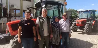 Mersin Anamur'da ORKÖY Projesi kapsamında traktörler teslim edildi