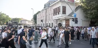 Beşiktaş Meydanı'ndaki Çevre Düzenlemesi Trafik Yoğunluğuna Neden Oldu