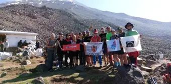 İnegöl Belediye Spor Kulübü Dağcıları Ağrı Dağı'na Tırmandı