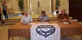 Nazilli Belediyespor'un başkanlık devri tamamlandı