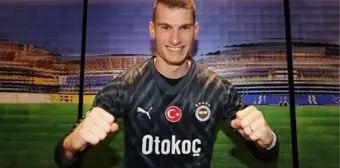 Fenerbahçe, Hırvat kaleci Dominik Livakovic ile 5 yıllık sözleşme imzaladı