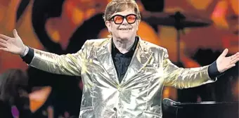 Elton John Monako'da Hastaneye Kaldırıldı