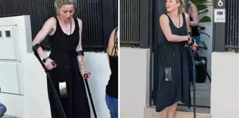 Johnny Depp'e açtığı davayı kaybettikten sonra İspanya'ya taşınan Amber Heard'ün koltuk değnekli hali sevenlerini korkuttu