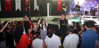 Derince Gençlik Festivali Gökhan Birben konseriyle sona erdi