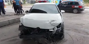 Samsun'da kavşakta trafik kazası: 2 yaralı