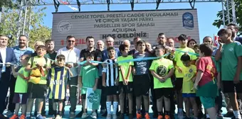 Eski Futbolcular Parseller Spor Sahası'nın Açılışında Sahaya Çıktı