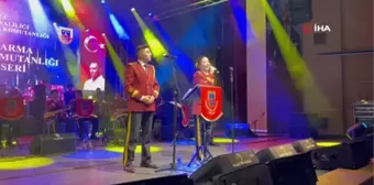 Jandarma Bandosundan coşkulu konser