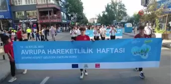 'Avrupa Hareketlilik Haftası' başladı Millet Bahçesi alanında paten ve kaykay sporcuları gösteri yaptı