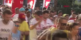 Manisa'da düzenlenen yarı maratonda kalp krizi geçiren koşucu hayatını kaybetti