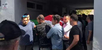 Yamaç paraşütü kazasında hayatını kaybeden pilotun cenazesi Adana'da toprağa verildi