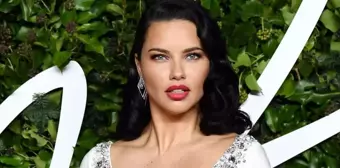 Adriana Lima'yı tahta kurusu mu ısırdı, sağlık durumu nasıl? Adriana Lima'nın son hali!