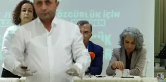 Yeşil Sol Parti Eş Sözcüsü Akın: 'Anayasanın Oluşabilmesi İçin Önce Demokratik Ortam Sağlanmalı. Samimiyet Testine Davet Ediyoruz.