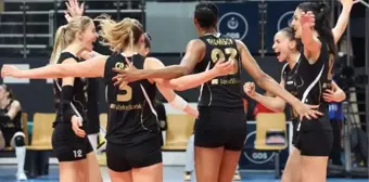 VakıfBank, Galatasaray'ı 3-0 Mağlup Etti