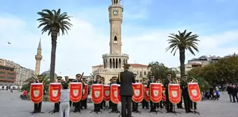 Ege Ordusu Bando Komutanlığı Bandosu Konak Meydanı'nda Konser Verdi