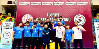 Erzincan Üzümlü Belediyespor Grekoromen Stilde Şampiyon Oldu