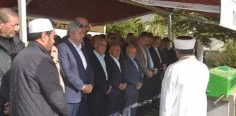 Eski AK Parti Milletvekili İsmail Tamer'in babası Sivas'ta defnedildi