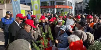 Bafra'da Milli Ağaçlandırma Günü'nde 40 bin 228 fidan dağıtıldı