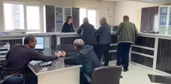 Yozgat'ta, Çiftçi Kayıt Sistemi'nde Kaydı Olan Emekli Çiftçiler, 5 Bin Lira İkramiye Verilmemesine Tepki Gösterdi: 'Bir Tane 18 Dönüm Yer Var. O...