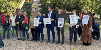 Kırklareli'nde İsrail'in Filistin'e saldırılarını protesto eden öğrenciler destek gösterisi yaptı