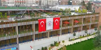 Kağıthane'de yeni kapalı otopark ve pazar yeri açıldı