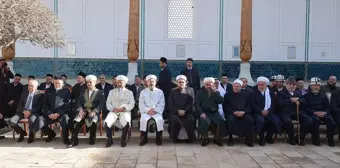 Diyanet İşleri Başkanı Ali Erbaş, Buhara'da ziyaretlerde bulundu