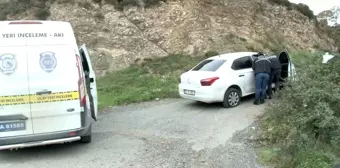 Arnavutköy'de kurşunlanmış otomobilde maske bulundu