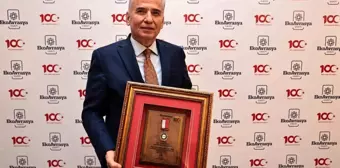 Denizli Büyükşehir Belediye Başkanı Osman Zolan'a Avrasya Hizmet Ödülü