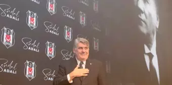 Beşiktaş Kulübü Başkan Adayı Serdal Adalı, yönetim kurulu listesini genel kurul üyelerine tanıttı