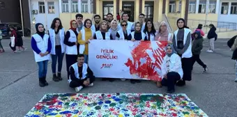 Düzce Üniversitesi Genç Yeryüzü Doktorları Topluluğu Adıyaman'da Depremzedelere Yardım Etti