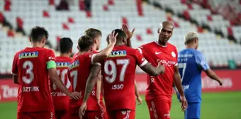 Ziraat Türkiye Kupası'nda Antalyaspor Kepezspor'u 6-1 mağlup etti