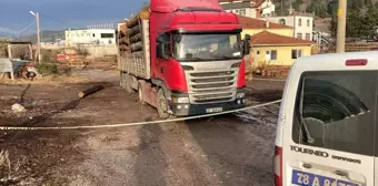 Karabük'te Kamyon Sürücüsü Tomruk Altında Hayatını Kaybetti