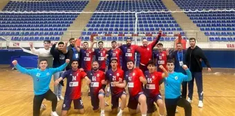 Van'ı Hentbol Erkekler 1. Lig A Grubunda temsil eden Erek Beşyıldız Spor Kulübü ilk devreyi 4 puanla kapattı