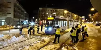 Almanya'da Kar Yağışı Nedeniyle Binlerce Valiz Teslim Edilemedi