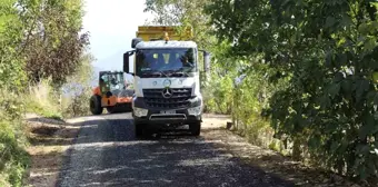 Ulubey'de 30 kilometre yol sıcak asfalt ile buluşturuldu