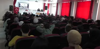 Bitlis'te Sultan Alparslan İmam Hatip Ortaokulu'nda Hafızlar Yarışması düzenlendi