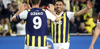 Fenerbahçe'nin Bosna Hersekli forveti Edin Dzeko, Spartak Trnava maçında 2 gol attı