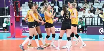 VakıfBank, Dentil Praia Clube'u 3-0 mağlup ederek yarı finale yükseldi