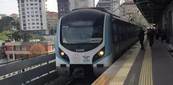 DOSYA HABER/İSTANBUL'UN ULAŞIM SORUNU - İstanbullular 'Asrın Projesi' Marmaray'ı tercih ediyor