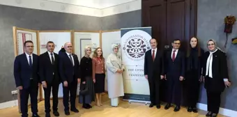 Emine Erdoğan Macaristan Parlamento Binası ile Türk-Macar Kültür Yılı'na özel sergiyi gezdi