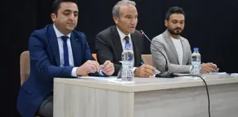 Arguvan Belediye Başkanı Mehmet Kızıldaş, Malatya Arguvan Spor'un Olağanüstü Genel Kurul Toplantısı'na katıldı